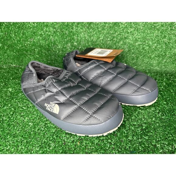 The North Face Thermoball Traction Mule Shoes Womens Size 8 Grey Slippers Warm - Picture 1 of 9